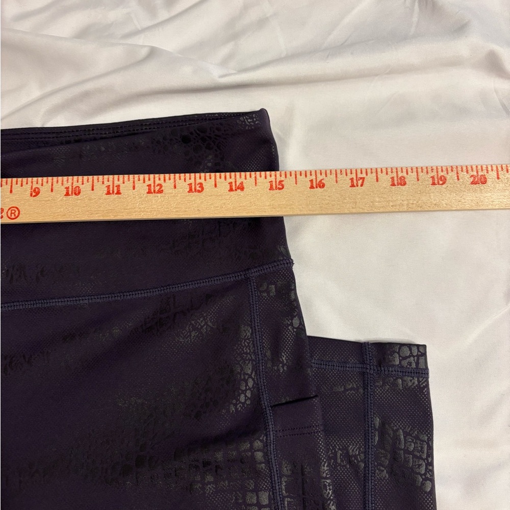 ZYIA Active Black Snakeskin Reptile Print High Rise Pocket Capri Leggings 14-16 - Picture 3 of 9